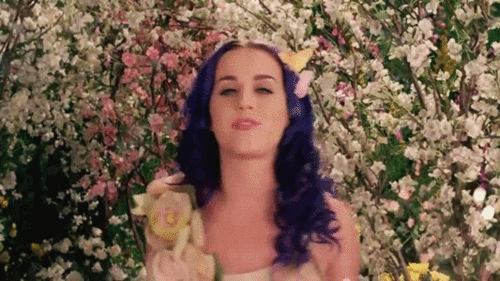  Katy Perry in 'Wide Awake' موسیقی video