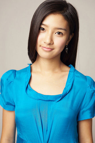  Kim So Eun