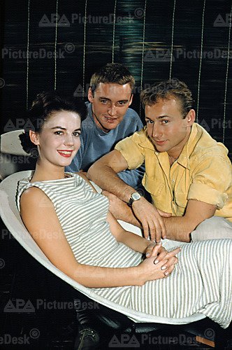  Nat, Nick Adams and Dennis Hopper in around 1955