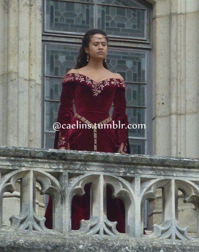  Queen Guinevere on the Balcony (2)