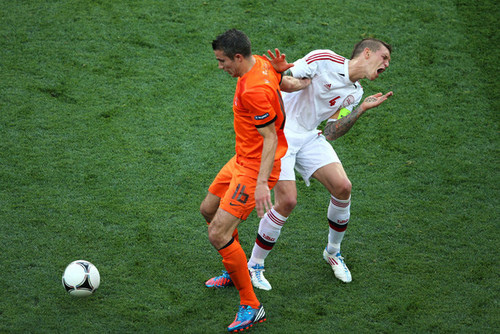  R. وین Persie (The Netherlands)
