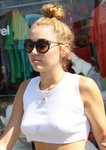  Shopping at American Apparel in Los Angeles [20th June]