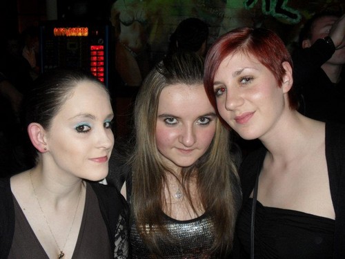  Tania, Me & 샬럿, 샬 롯 On A Girlz Nite Out In BFD ;) 100% Real ♥