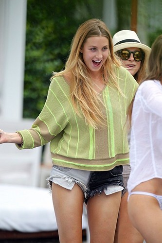  Whitney Port at the pool in Miami