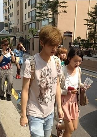  120526 Luhan and Tao Heading to SME