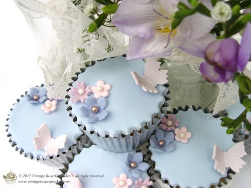  Beautiful Vintage cupcakes For tu Dearest Cass xx