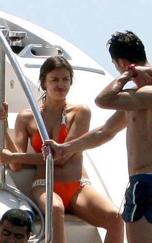  Cristiano Ronaldo and Irina Shayk relaxing on a yacht in St Tropez