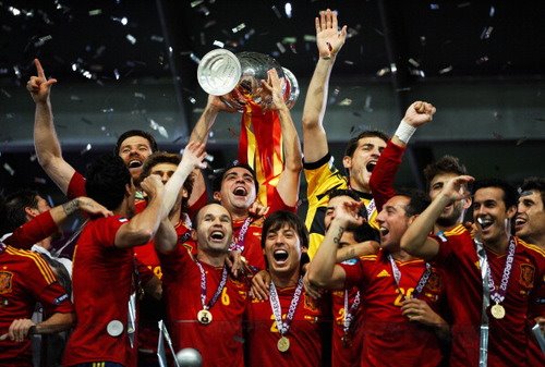  Euro 2012 final: Spain v Italy - Spain celebrating victory
