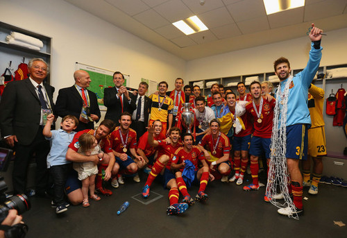  Euro 2012 final: Spain v Italy - In the locker room