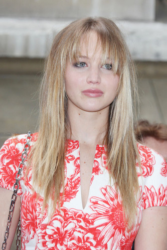  Jennifer arriving at the Christian Dior Haute-Couture fashion প্রদর্শনী in Paris - 02/07/12.