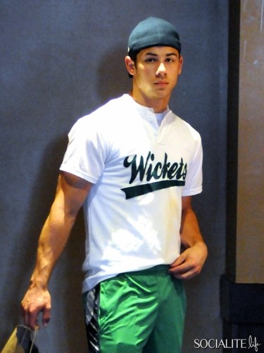  Nick Jonas July 5th Starbuck