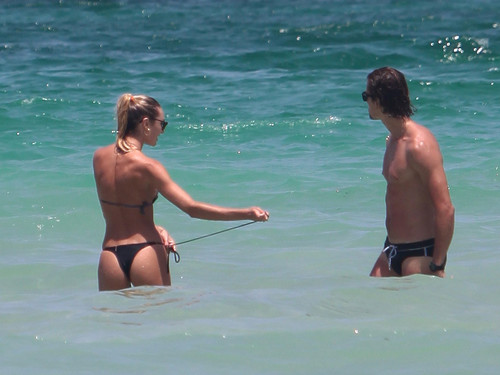  On The strand In Miami [3 July 2012]