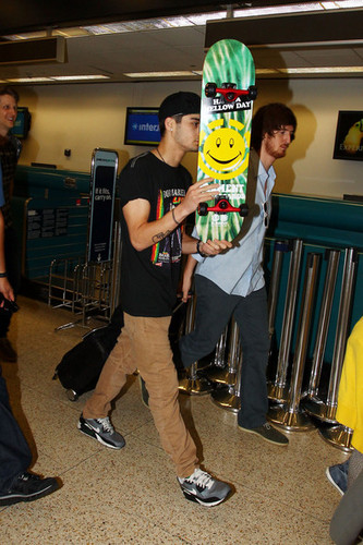  One Direction back in the UK!