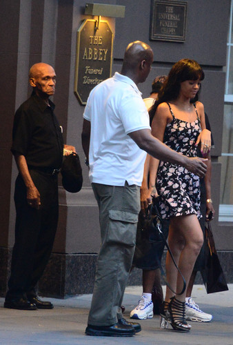  Pays Tribute To Her Gandmother In New York City [5 July 2012]