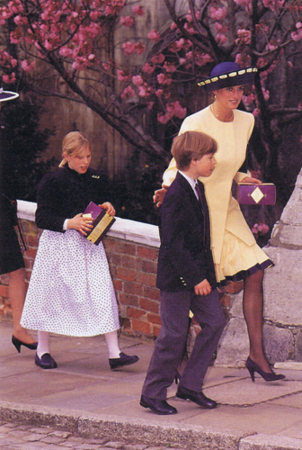  Princess Diana, Prince William, and Zara Phillips
