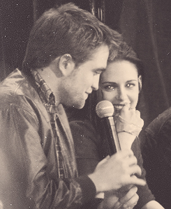  Robsten & The Gold Ring