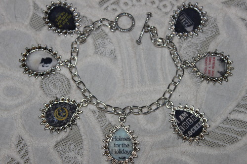  SHERLOCK HOLMES charm bracelet