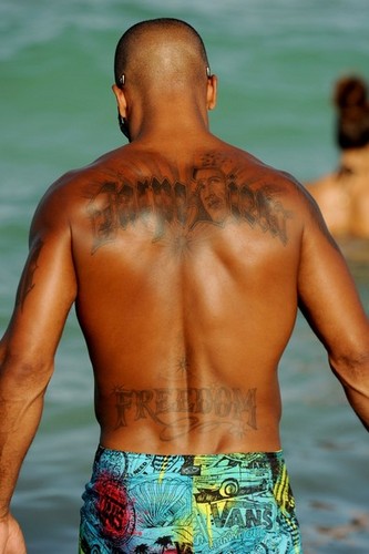  Shemar Moore on the 海滩