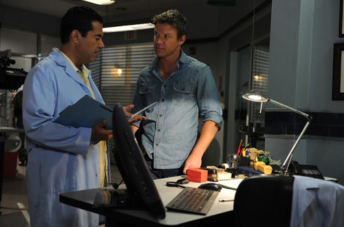  The Glades 3x05 {Food Fight}