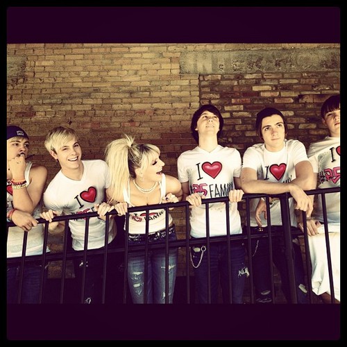  Tweets;we <3 #R5Family!!! “@officialR5: #R5family!