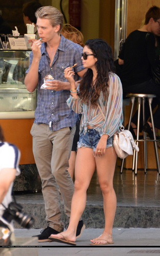  Vanessa - Out and about in Barcelona, Spain with Austin - May 29, 2012