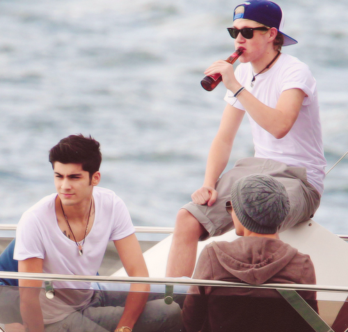  Zayn, Niall & Louis