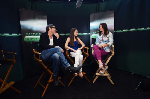  "Hunger Games" Tributes Visit The فلمیں On Demand Lounge At Comic Con