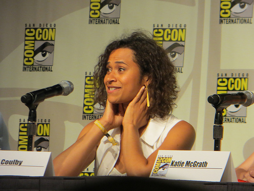  एंजल Coulby SDCC 2012 (5)