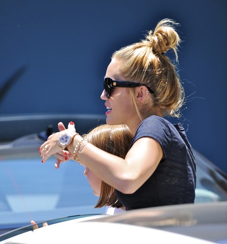  At Winsor Pilates in West Hollywood [16th July]