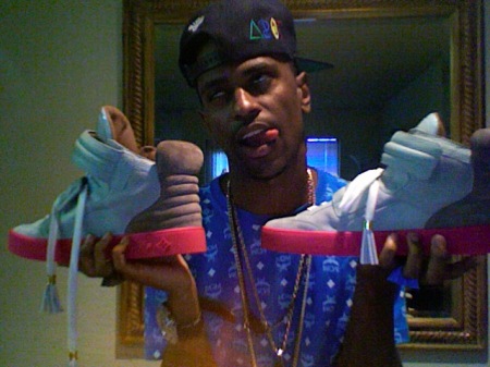  Big Sean with Shoes