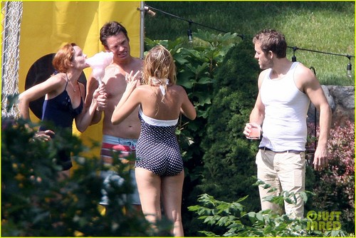  Blake and Ryan @ a family party last week in upstate New York