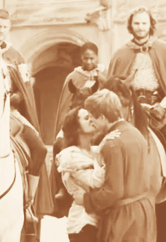  Classic Arthur and Guinevere (4)