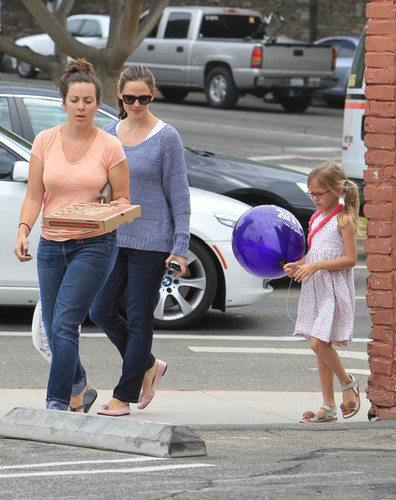  Jennifer Garner Has A Mommy/Daughter día [July 13]