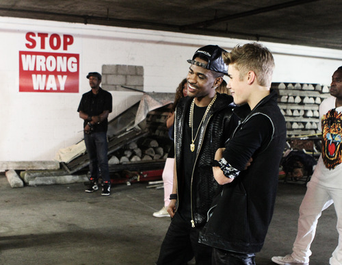  Justin Bieber and Big Sean on the set of As Long As आप प्यार Me.