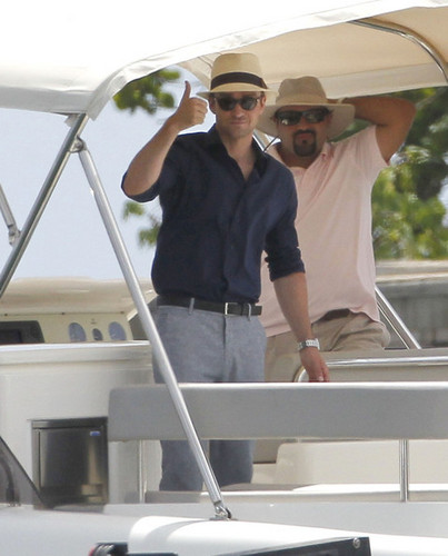  Justin Timberlake Throws Back A Cold One [June 26, 2012]