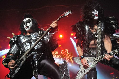  Kiss Play The forum in Londres