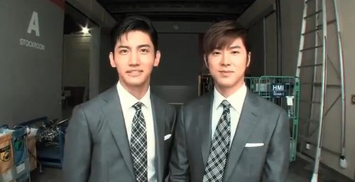  Max and YUnho suits