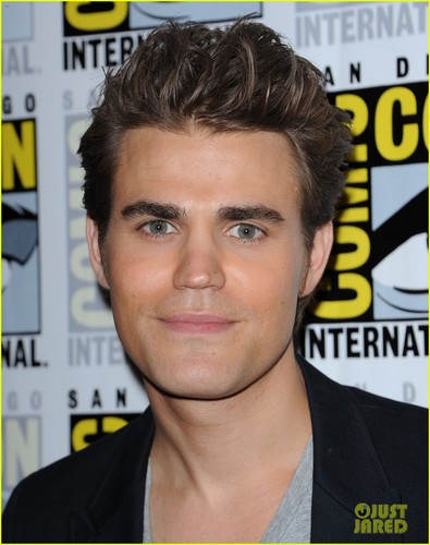  Paul Wesley attend Comic-Con Panel