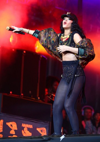  Performs Barclaycard Wireless Festival In Londres [8 July 2012]