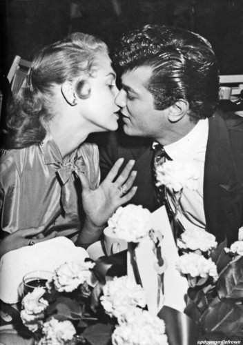  Tony Curtis & Janet Leigh