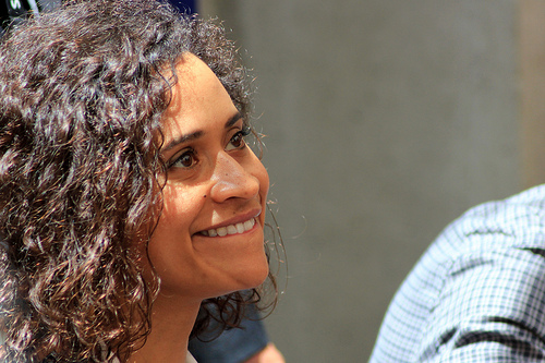  Angel Coulby SDCC 2012 (4)