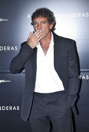  Antonio Banderas Launches His Perfume [(June 7, 2012]