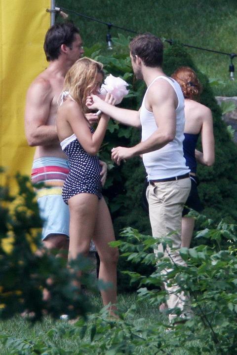 Celebrating 4th of July with her family & Ryan