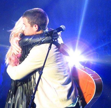 Demi Lovato and Nick Jonas 2012 concert