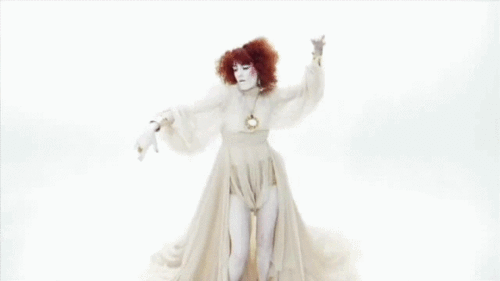  Florence Welch in 'Dog Days Are Over' música video