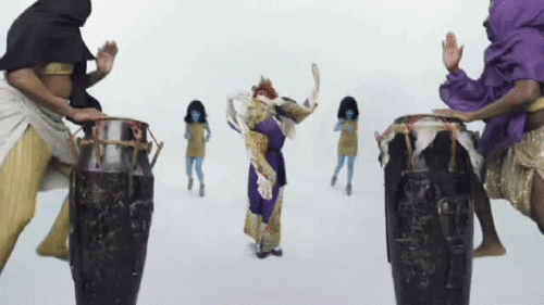  Florence Welch in 'Dog Days Are Over' 音楽 video