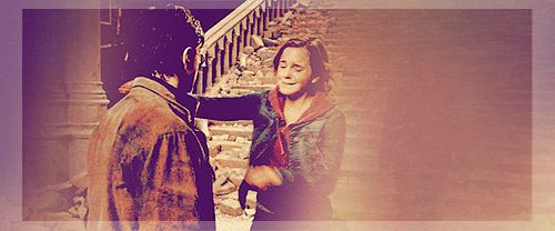  Harry and Hemione hugs