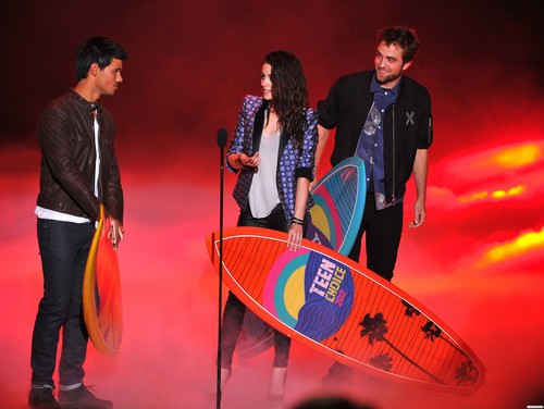  Kristen at the 2012 Teen Choice Awards - 22/07/12 - HQ.