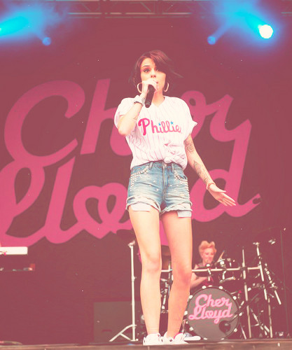 Lovely Cher