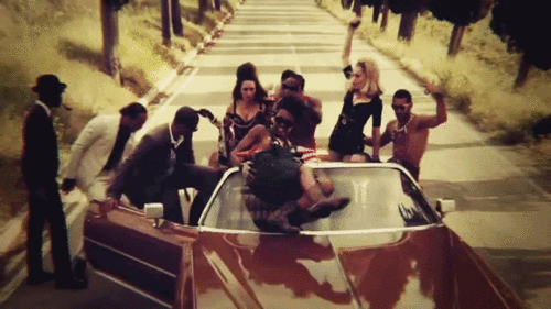  मैडोना in 'Turn Up The Radio' संगीत video